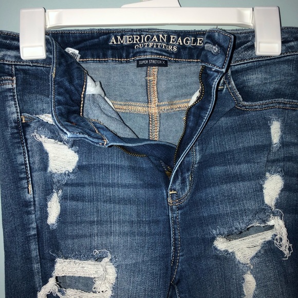 Distressed American Eagle Skinny Jeans - Picture 12 of 13